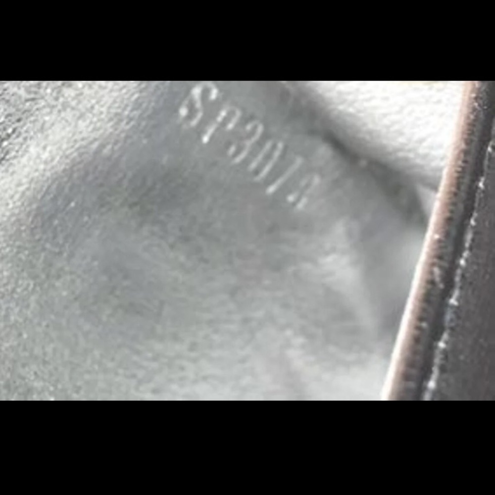 Louis Vuitton Agenda Limited Edition - Picture 7 of 7